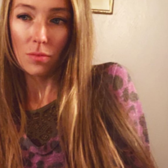Meet your Posher, Shana - Picture 1 of 1